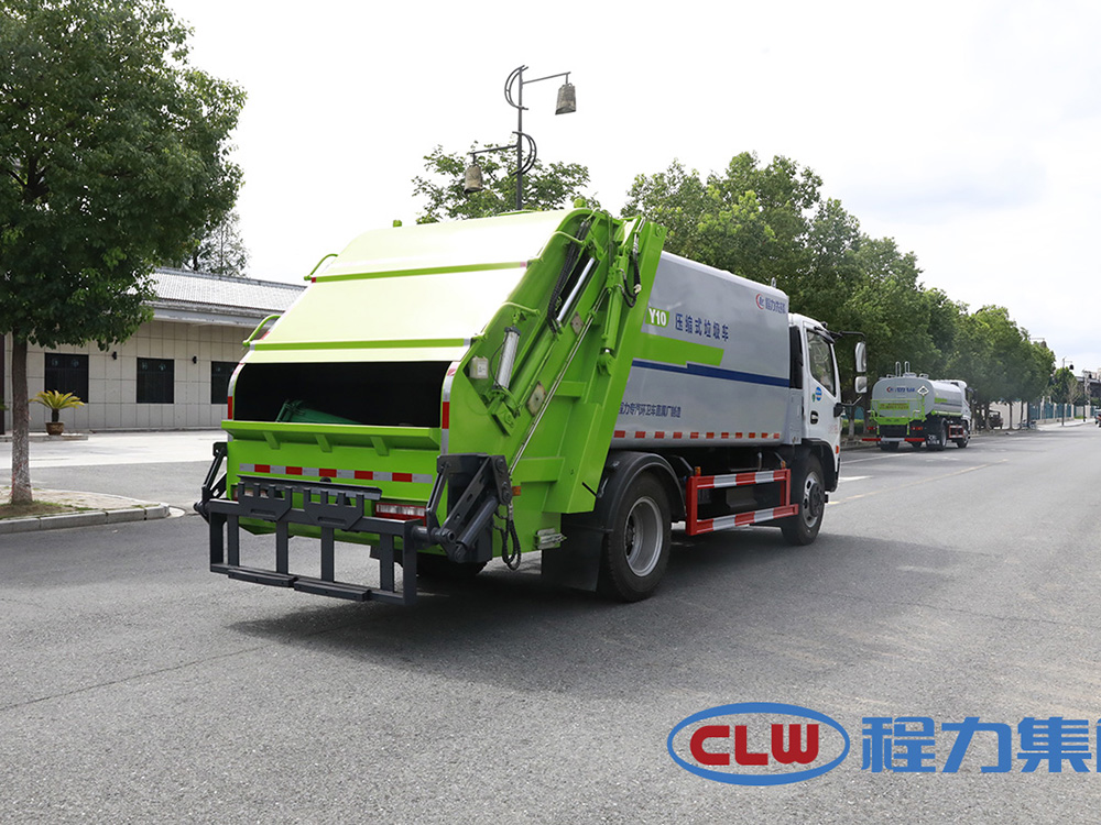 程力先锋福瑞卡压缩垃圾车