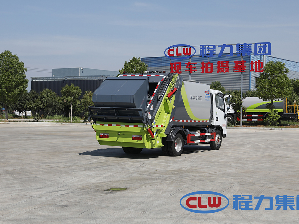 东风小多利卡6.5方压缩垃圾车