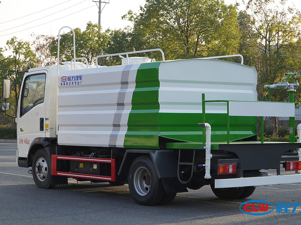 程力重汽豪沃蓝牌抑尘车（7方）