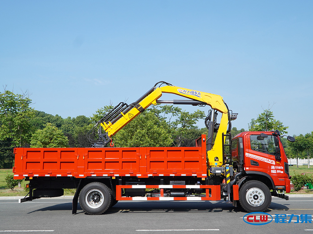 程力东风华神抓斗式垃圾车