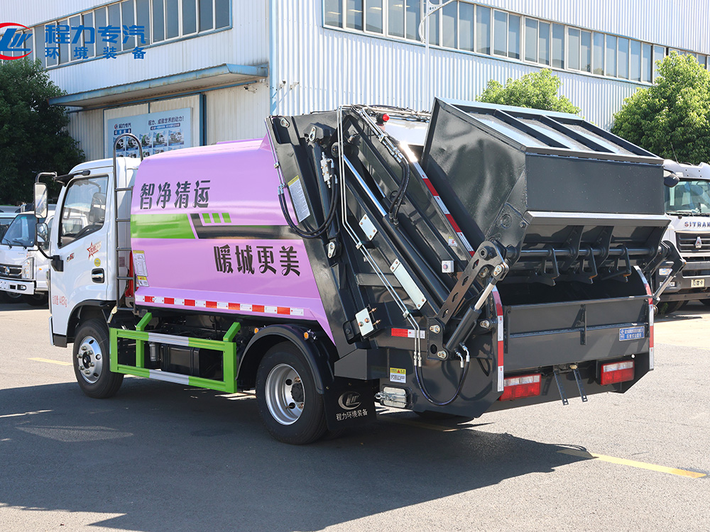 东风多利卡D5（紫色涂装三角斗）