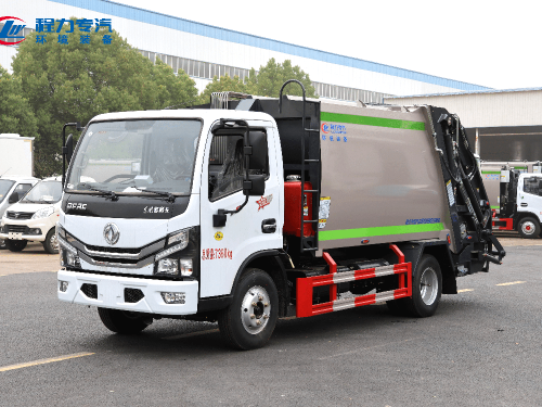 东风多利卡D6（老款老样式）