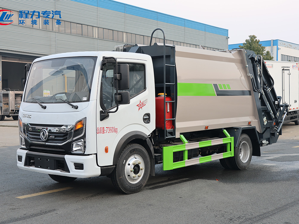 东风多利卡D6（新款）