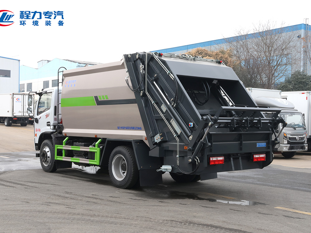 东风多利卡D7（14方）