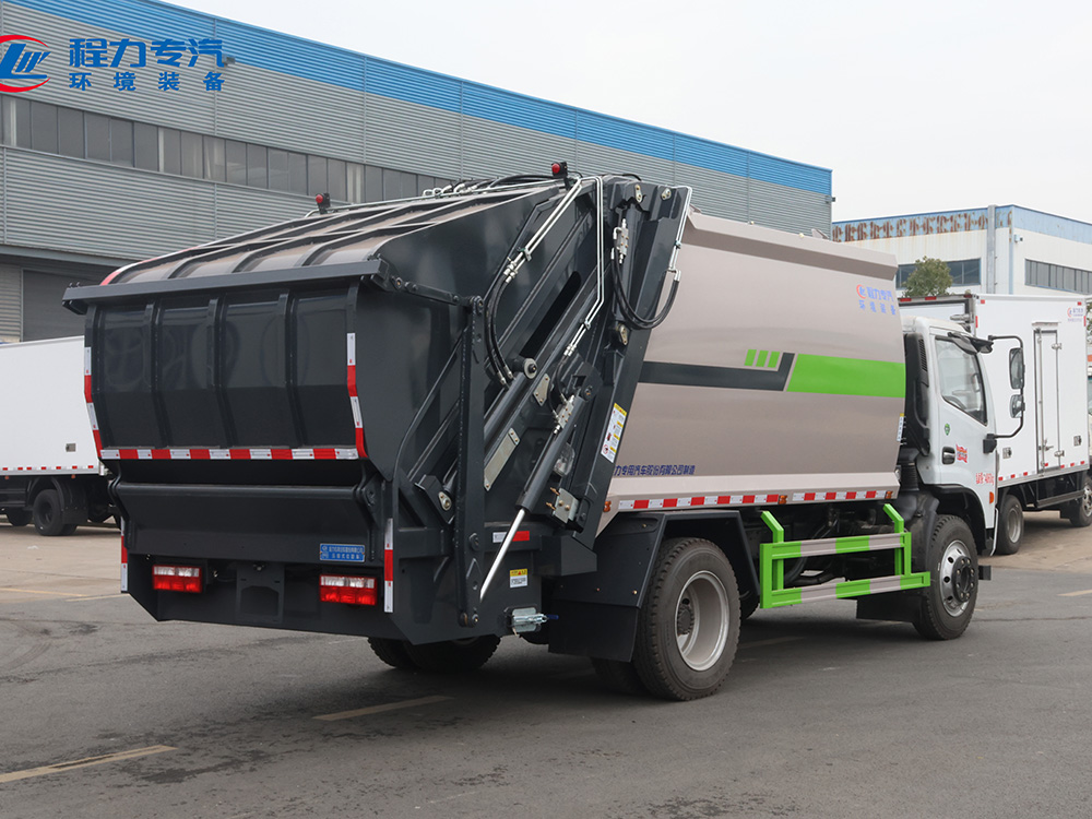 东风多利卡D7（14方摆臂落地斗）