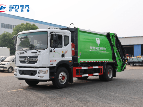 东风多利卡D9（老款绿色涂装带三角斗）