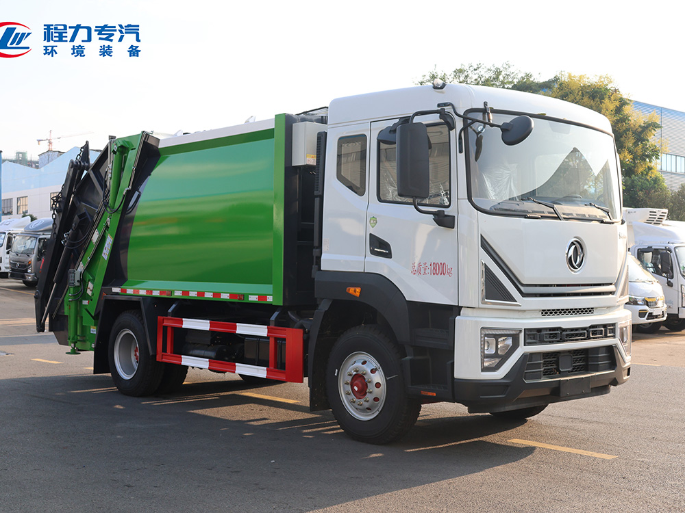 东风多利卡D9（新款绿色涂装带摆臂）