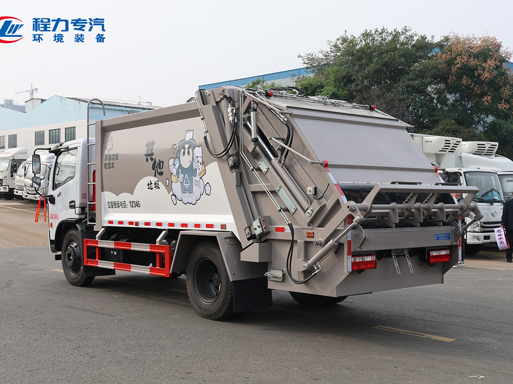 东风福瑞卡F7（卡通涂装）