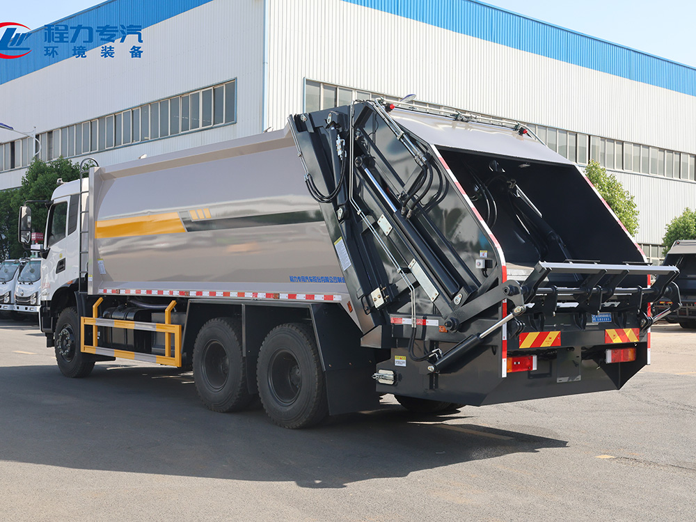 东风天锦（黄黑涂装）