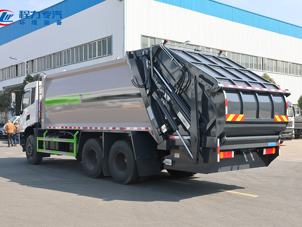 东风天锦后双桥（落地斗）