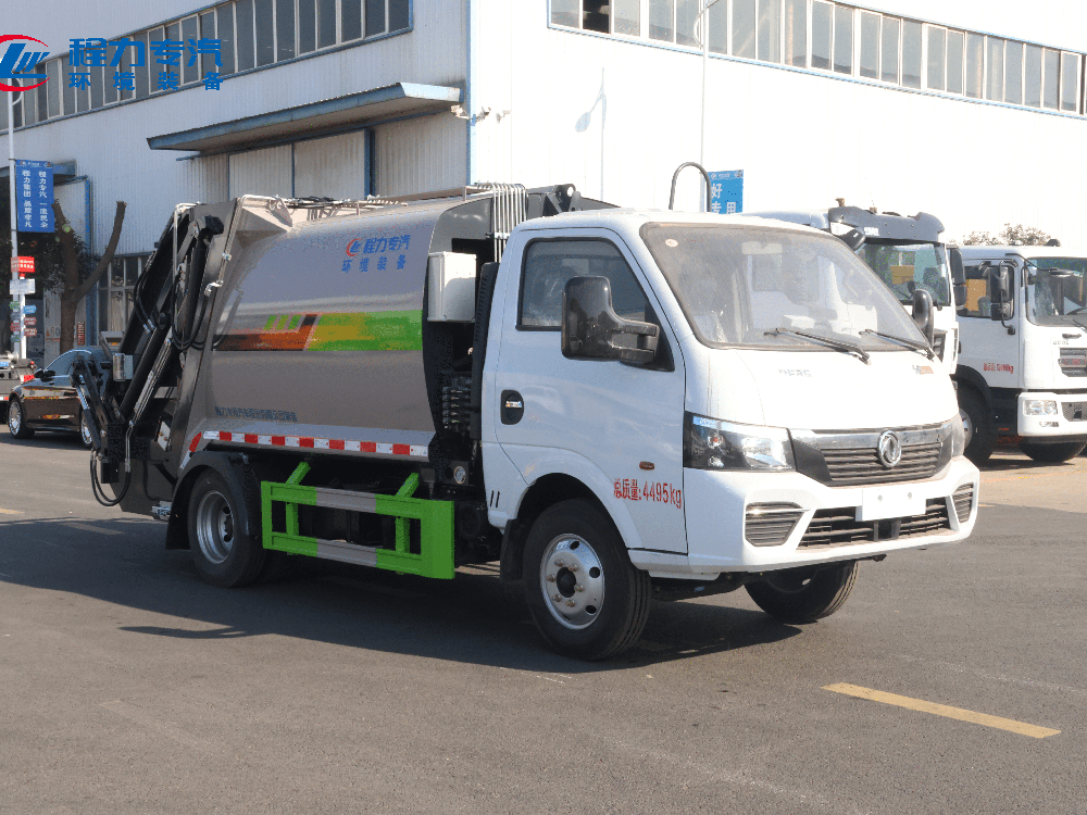 东风途逸（T6弧形箱体）