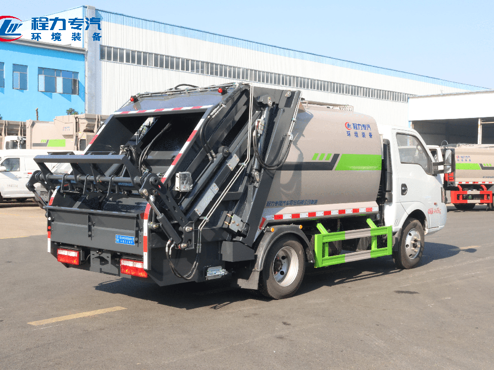 东风途逸（T6弧形箱体）