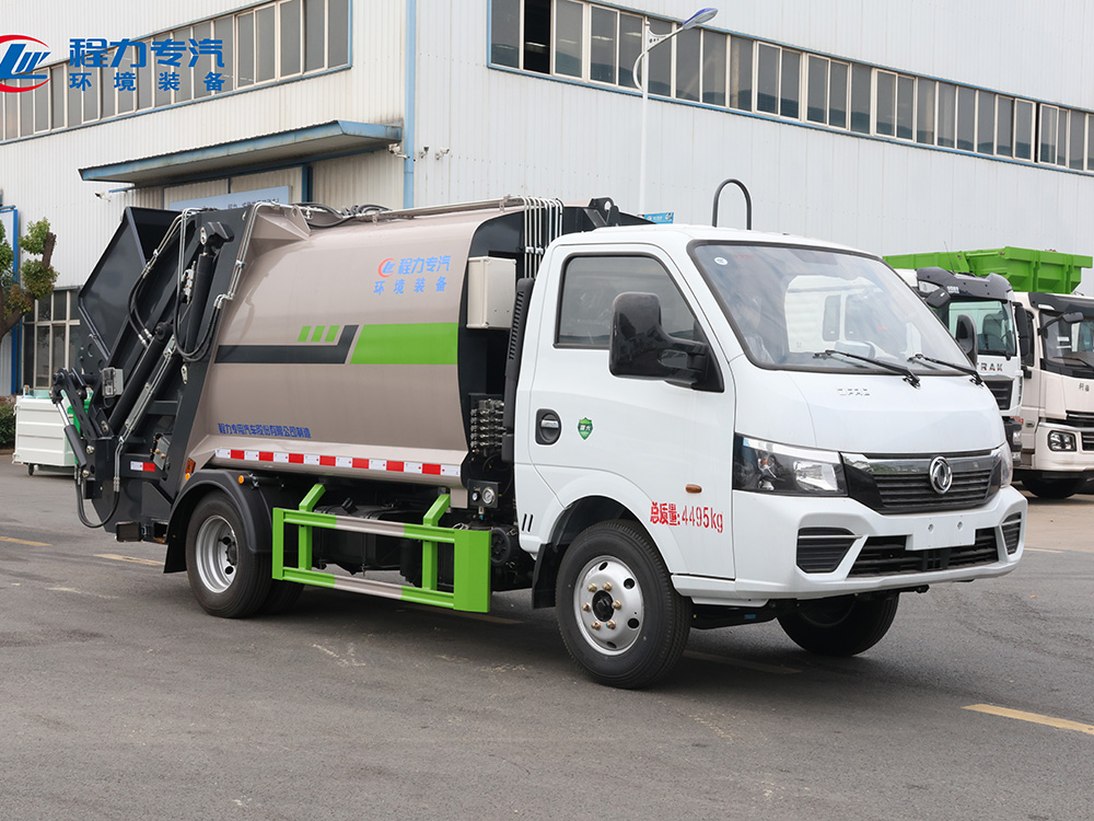 东风途逸（弧形箱体三角斗）