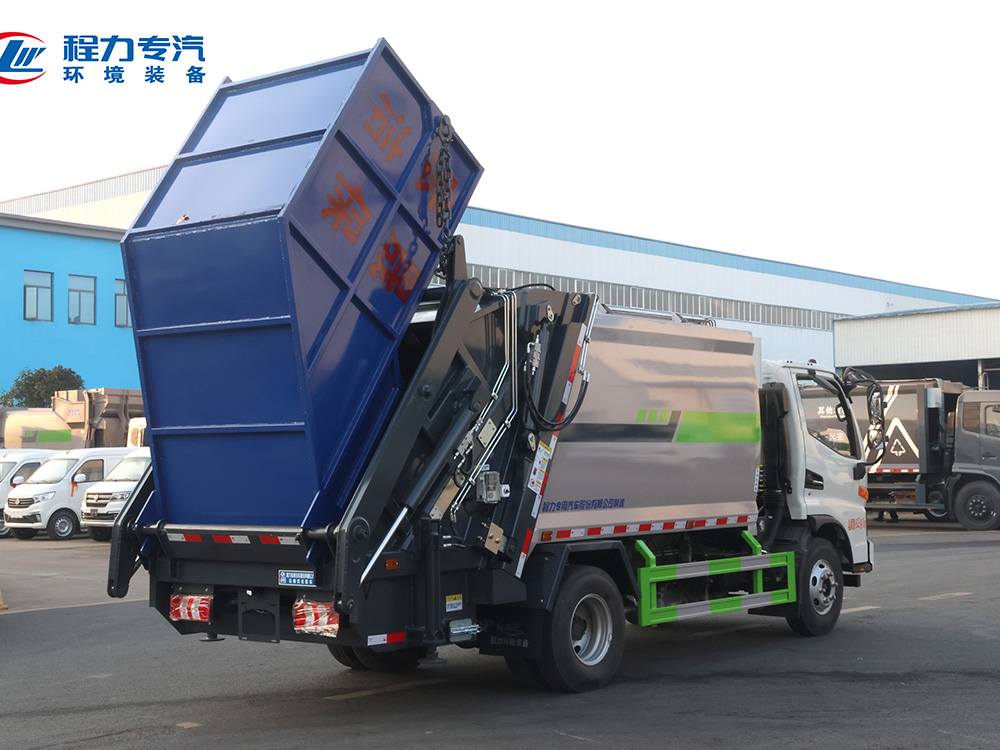 江淮骏铃V5（摆臂带箱）