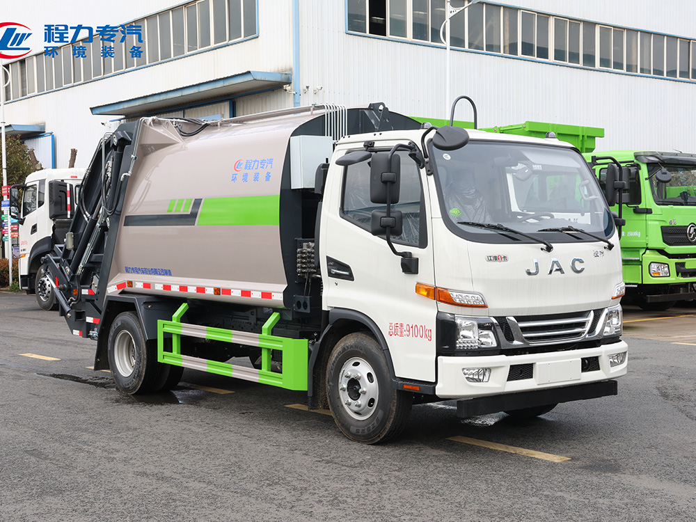 江淮骏铃V5（弧形箱体）