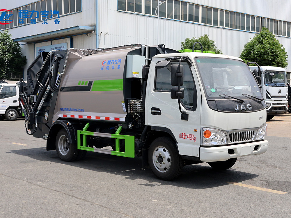 江淮康铃H1（弧形箱体三角斗）