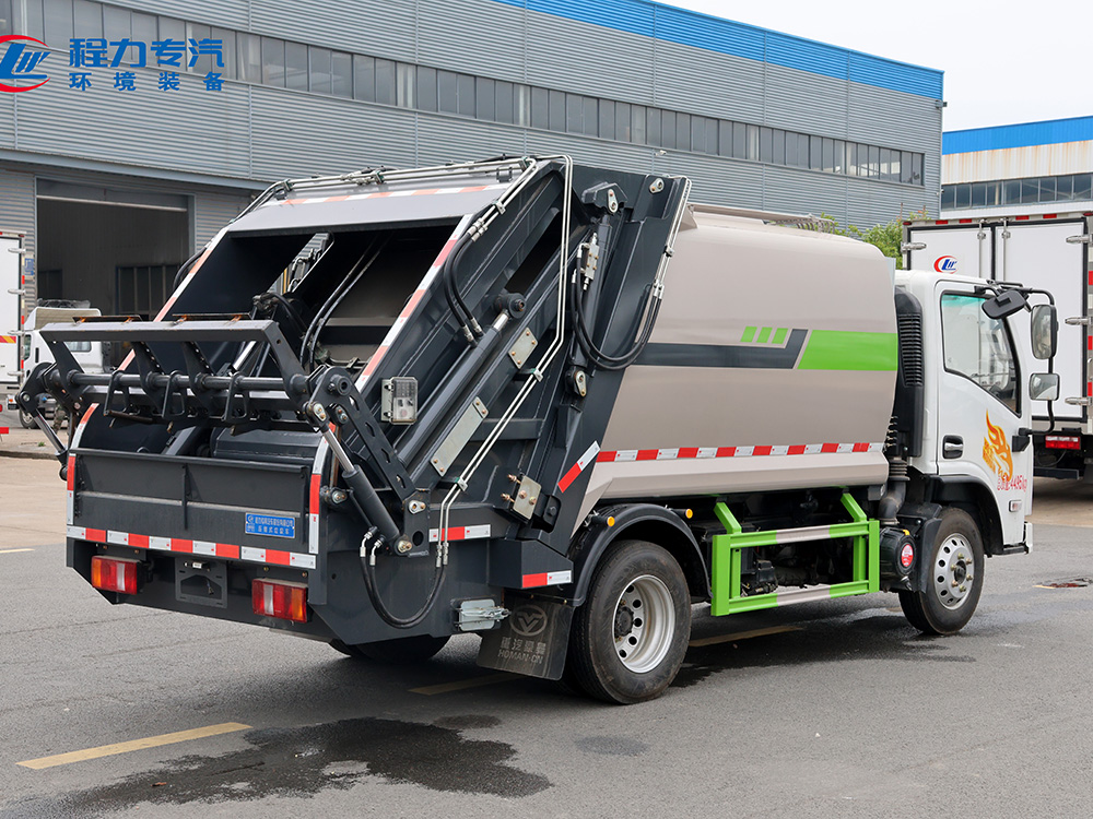 重汽豪曼（弧形箱体）