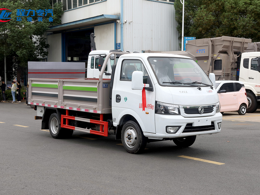 东风途逸柴油桶装