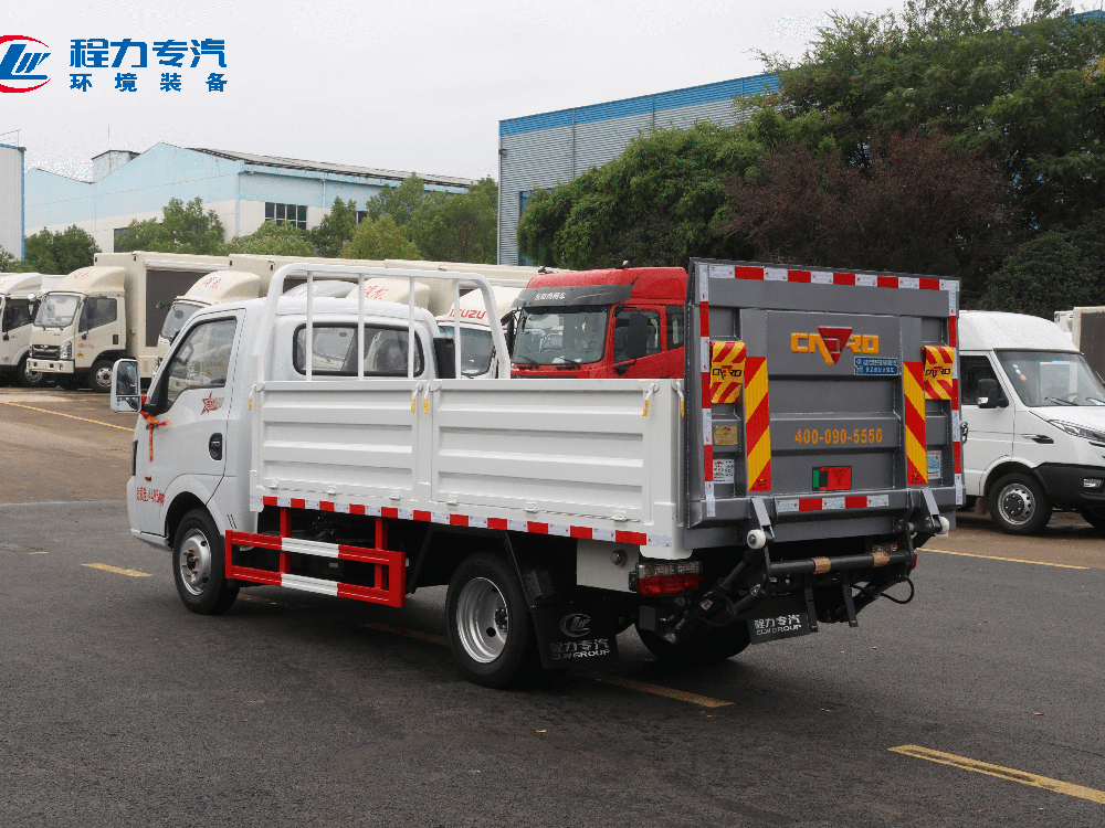 东风途逸汽油桶装