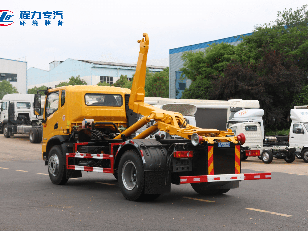 单桥东风华神DV3（带箱）