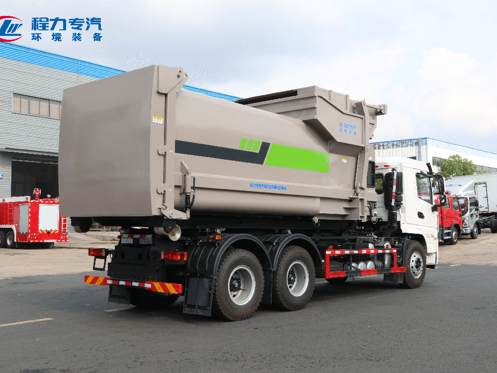 后双桥陕汽轩德翼6