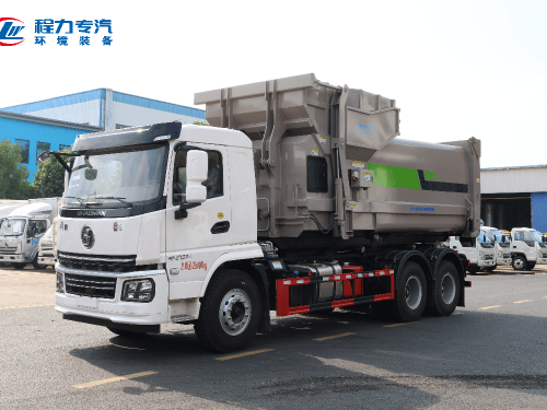 后双桥陕汽轩德翼6