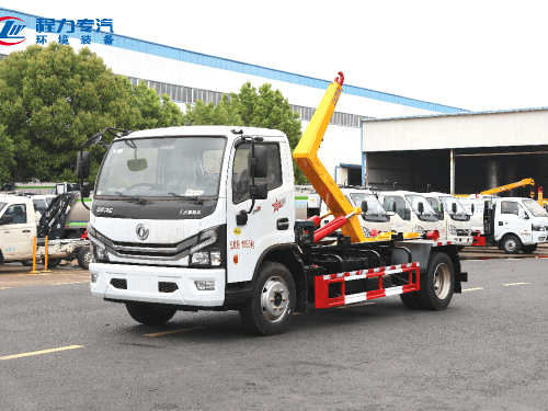 蓝牌东风多利卡D7