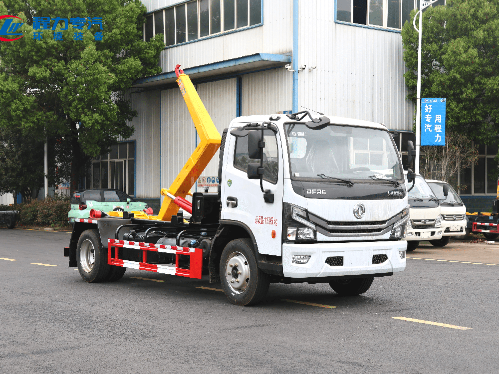 蓝牌东风多利卡D7