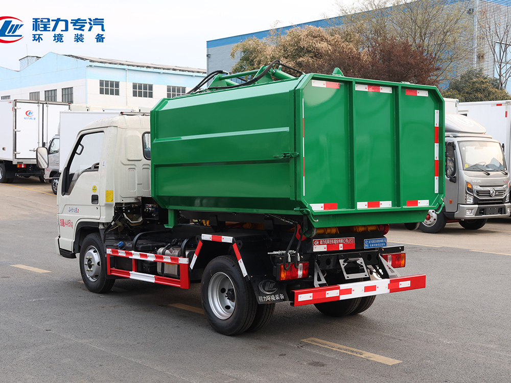 福田小卡之星2勾臂（带挂桶箱）